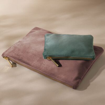 Velvet accessory pouch Thumbnail